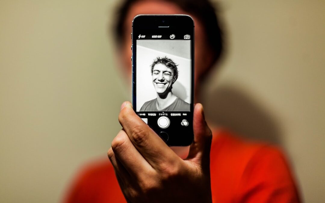 Why Your Selfie Looks Slightly Off And How to Fix It