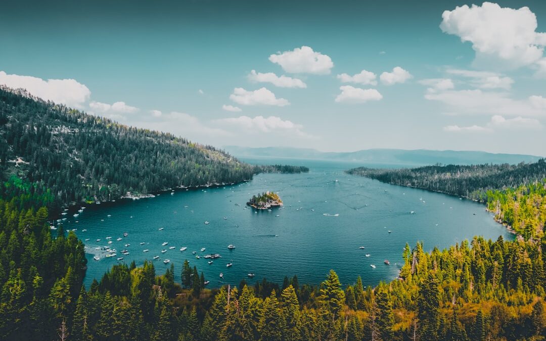 8 U.S. Lake Towns Worth Calling Home Year-Round