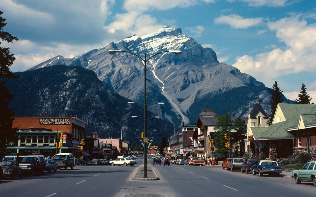 25 Affordable Mountain Towns Where Retirees Live Well