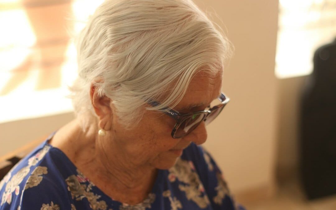 7 Haircuts That Make Gray Hair Look Great: A Deeper Look at What Silver Hair Really Needs